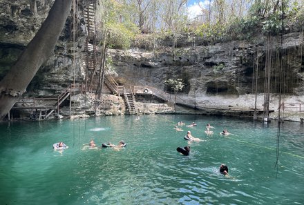 Mexiko Familienreise - Mexiko for young family individuell - Cenote Xanche - Kinder baden
