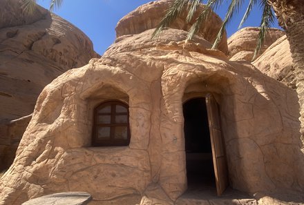 Jordanien Rundreise mit Kindern - Jordanien for family - Wadi Rum Captains Camp - Felsenzimmer