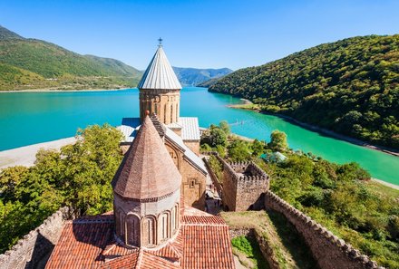 Georgien Familienreise - Georgien individuell - Ananuri Festung