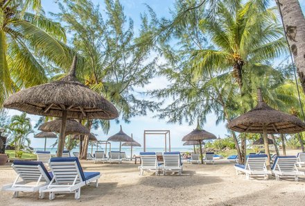 Südafrika Familienreise Verlängerung Mauritius - Seaview Calodyne Lifestyle Resort - Strand