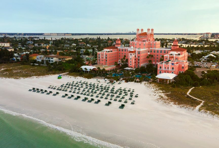 Florida Rundreise mit Kindern - St. Pete Beach The Don CeSar Beach Resort & Spa - Außenansicht