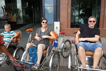 Vietnam Familienurlaub - Vietnam Summer for family - Familie auf Fahrrädern 