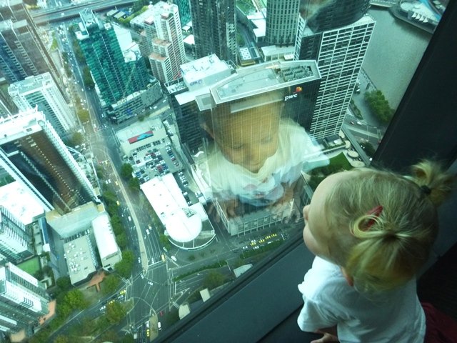 Fernreisen mit Kindern - Familie auf Weltreise - Tower of Melbourne 