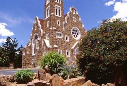 Familienreise Namibia Tag1 Christuskirche in Windhoek