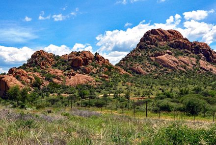 Namibia Deluxe Familienreise im Mietwagen - Windhoek - Landschaft