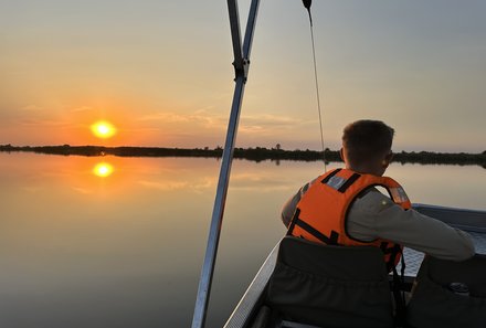 Namibia & Botswana mit Jugendlichen - Namibia & Botswana Family & Teens - Okavango Fluss am Abend