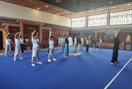 China Familienreise - China mit Jugendlichen - Kinder beim Kung Fu