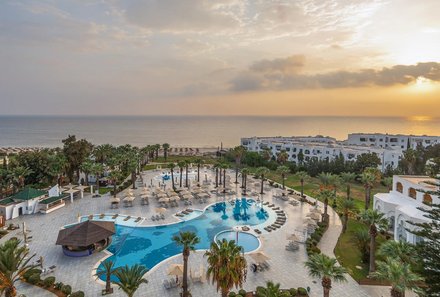 Tunesien for family - Tunesien Familienreise - Marhaba Palace Sousse Poollandschaft