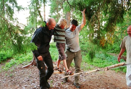 Familienreisen Schweden - Schweden for family im Kanu - Balancieren