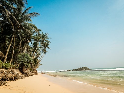 Familienreise - Sri Lanka mit Kinder - Bloggerin Tatjana Lieblingsspot - Strand Wijaya Beach