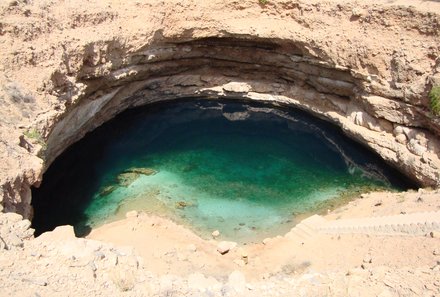 Oman for family - Familienreise Oman - Bimah Sinkhole