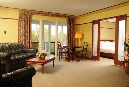 Ostkanada for family - Ostkanada Familienreise mit Kindern - Hotel Au Petit Berger - Unterkunft mit Wohnbereich
