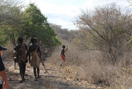 Tansania Familienreise - Tansania for family - Auf Jagd mit Hadzabe Stamm