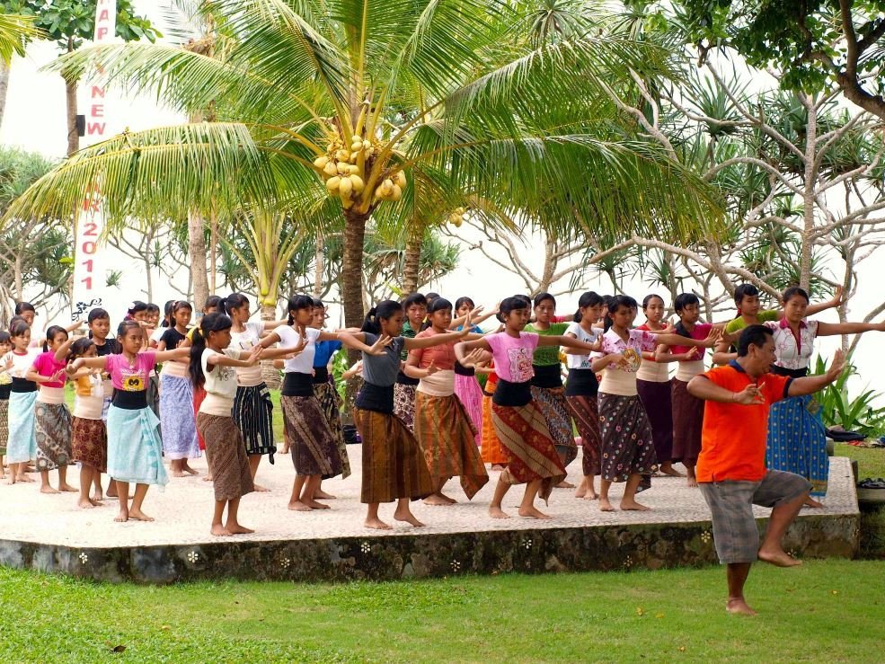 Bali Familienreise - Bali for family - Tanzstunde