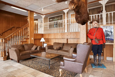 Kanada for family - Best Western Gold Rush Inn - Lobby