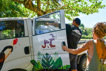 Familienreise Costa Rica - Costa Rica Family & Teens - Jaguar Rescue Center Transporter