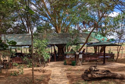 Kenia Familienreise - Kenia Family & Teens - Tsavo Ost Nationalpark - Ashnil Aruba Lodge - Restaurant