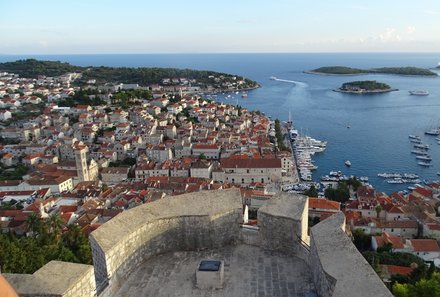 Familienreise Kroatien - Kroatien for family - Segelreise - Stadt von oben