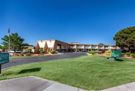 USA Südwesten for family - Quality Inn View of Lake Powell Page - Hotelansicht