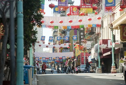 USA Südwesten mit Kindern - USA for family individuell - Kalifornien, Nationalparks & Las Vegas - China Town bunte Lampen