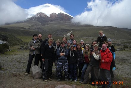 Galapagos mit Jugendlichen - Reisebericht über Galapagos - Gruppenfoto Cotopaxi