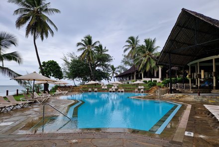 Kenia Familienreise - Kenia Family & Teens - Diani Beach - Baobab Beach Resort & Spa - Pool