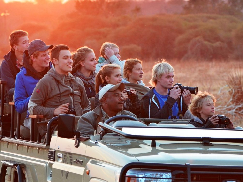 Südafrika Familienreise - Teens im Jeep