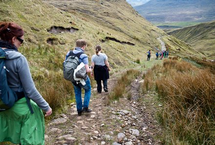 Irland Familienreise - Irland for family - Diamond Hill - Gruppe beim Wandern